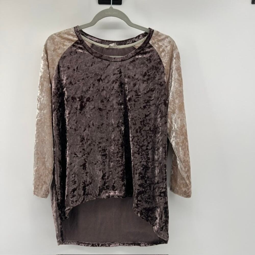 POL Crushed Velvet Raglan Baseball T Shirt Womens M Purple Beige BohoLuxeShimmer